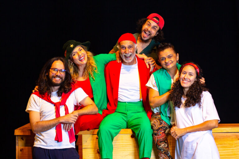 Theatro José de Alencar recebe “Liga do Natal”, espetáculo no multiverso com sotaque cearense
