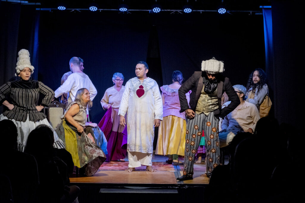 Cia Cearense de Molecagem celebra os 115 anos do Theatro José de Alencar com duas montagens no Palco Principal 2 BAlengotengo 301 Easy Resize.com