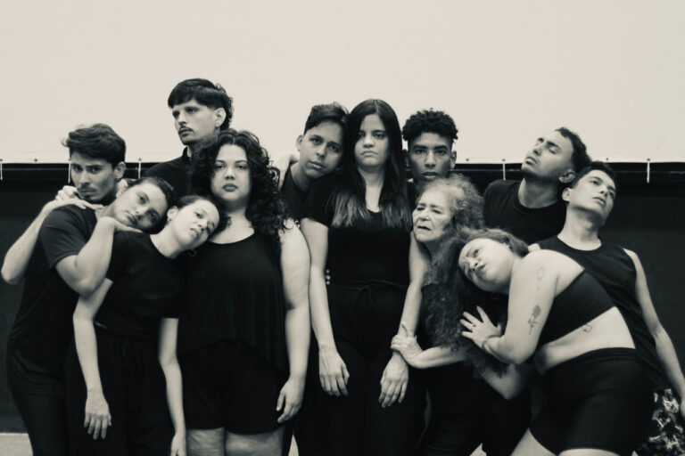 “Paragens”: Resultado do processo de montagem da 37ª Turma de Licenciatura em Teatro (IFCE) é apresentado no TJA
