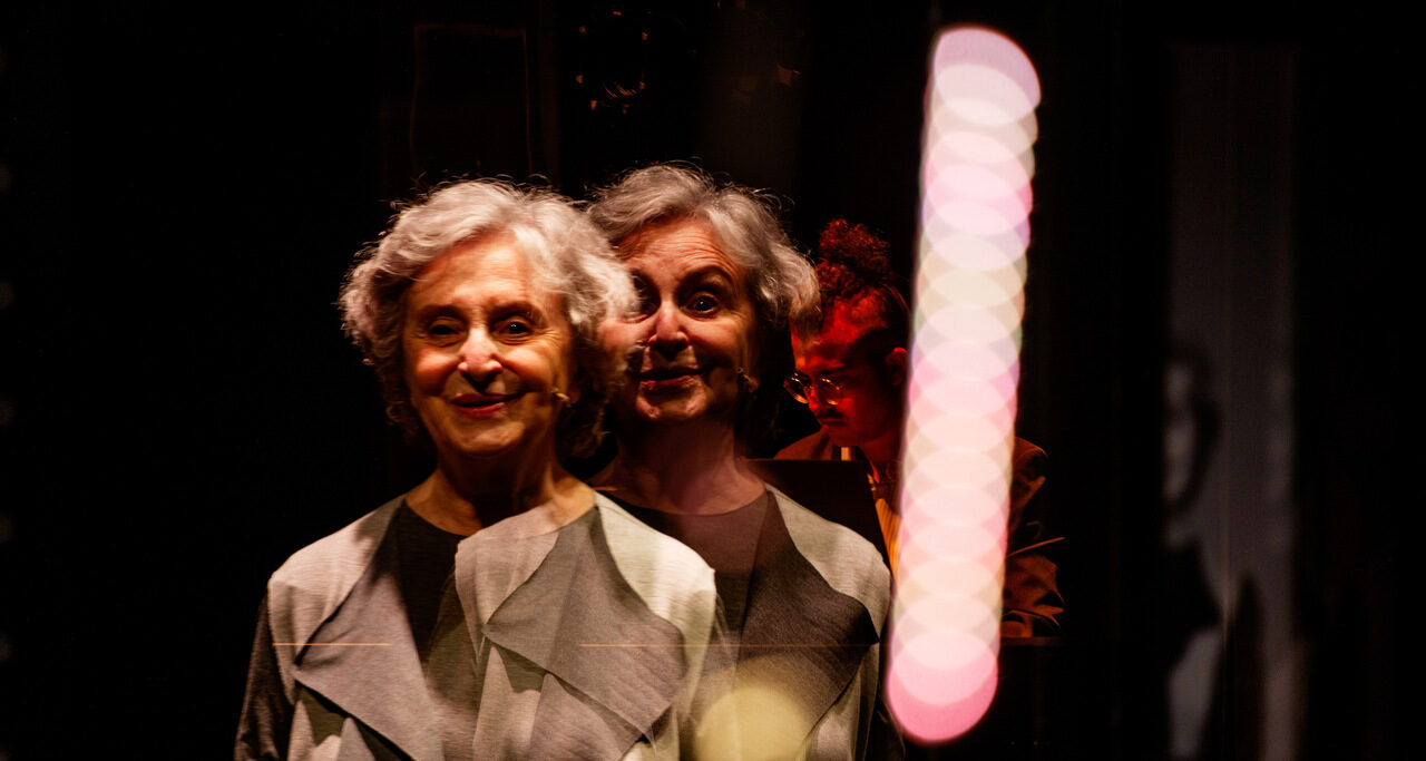 Copia de foto de cena olhos nos olhos priscila prade 3 Easy Resize.com e1774979416541