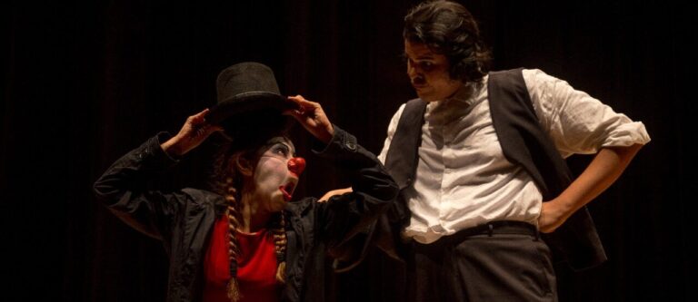 Theatro de Portas Abertas: Trupe ‘Caba de Chegar apresenta espetáculo gratuito, dia 17 de maio, no Anexo do TJA