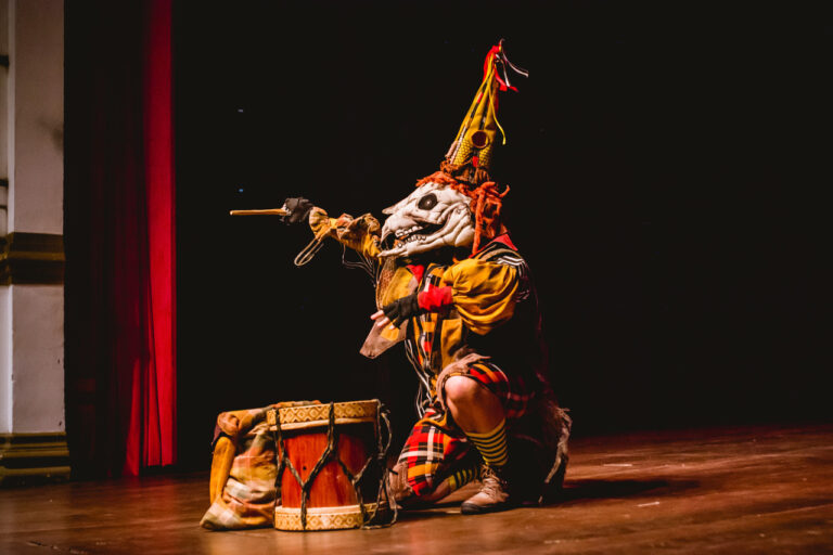 Trupe Motim de Teatro, de Quixeré, faz apresentação gratuita dentro do “Theatro de Portas Abertas” de abril 