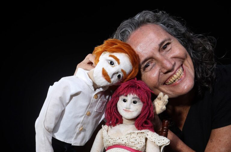 “Theatro de Portas Abertas”: Mestra Zilda Torres faz apresentação gratuita no Saguão do Theatro José de Alencar