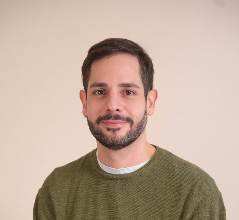 Foto livro Easy Resize.com e1775672059921